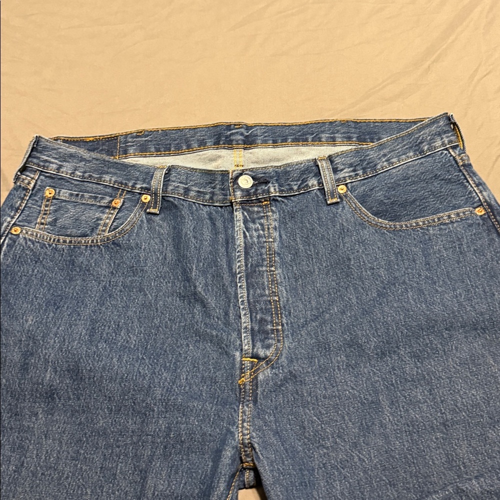 Levi's Relaxed Fit Blue Jeans for Men. 501’s - Picture 2 of 4
